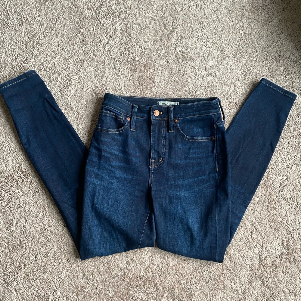 Curvy High Rise Skinny Jeans